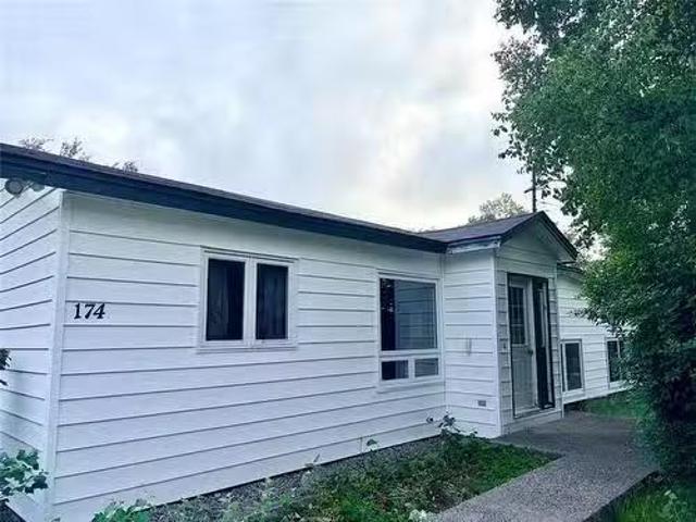 House for sale in Manuels, Newfoundland And Labrador