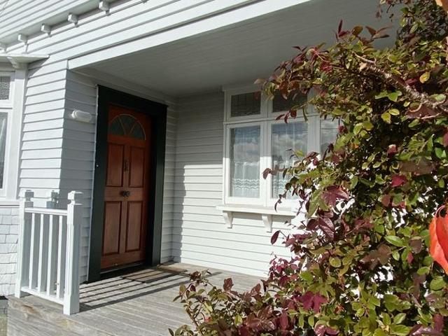 House for rent in Days Bay, Wellington