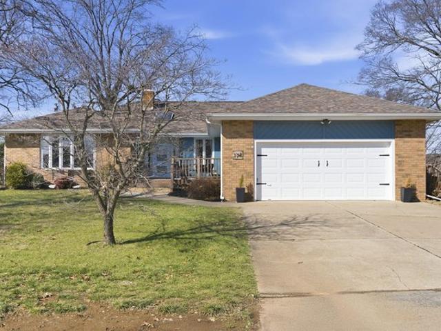 House for sale in Stone, Missouri
