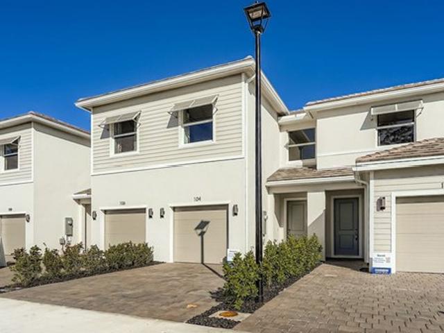 Townhouse for sale in Florida