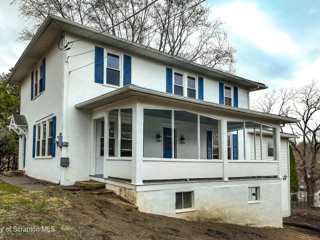 House for sale in Lake Winola, Pennsylvania