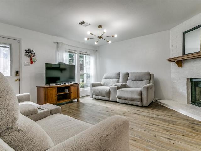 Townhouse for sale in Euless