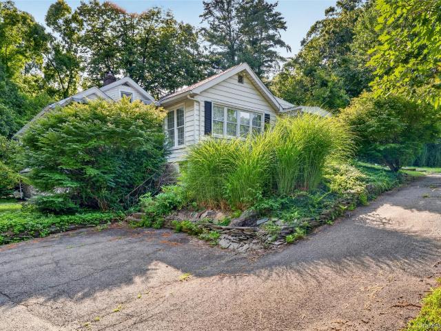 House for sale in Holmes, New York
