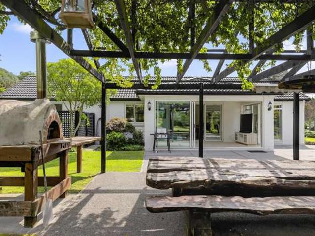Property for sale in Te Puna, Bay Of Plenty