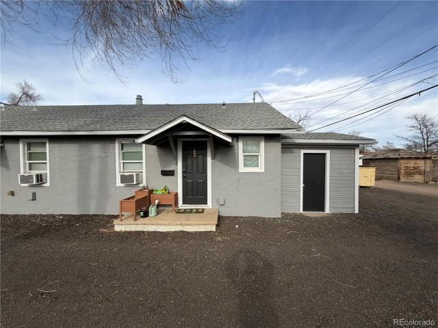 House for sale in Brighton, Adams County