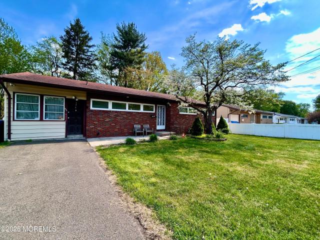 House for sale in Cliffwood, New Jersey