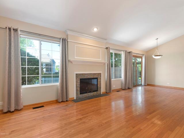 House for sale in Grayslake, Illinois