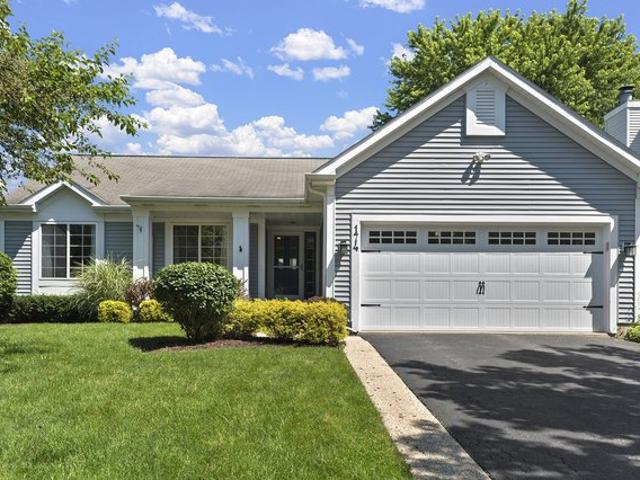House for sale in Grayslake, Illinois