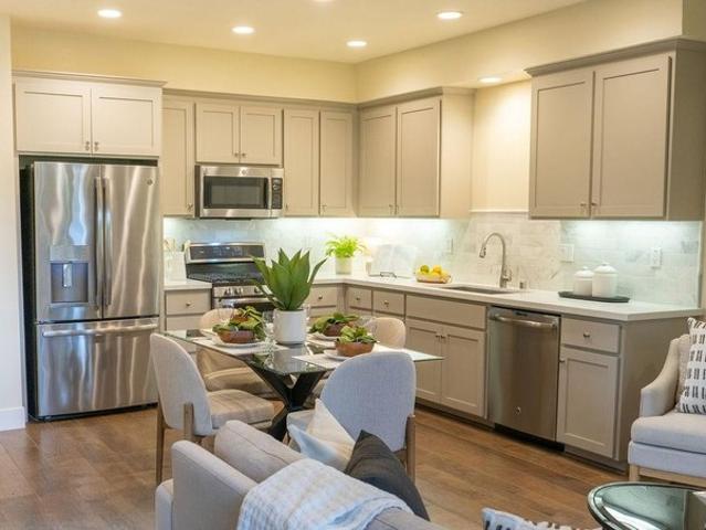 Townhouse for sale in San Mateo, California