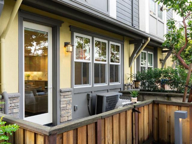 Townhouse for sale in San Mateo, California