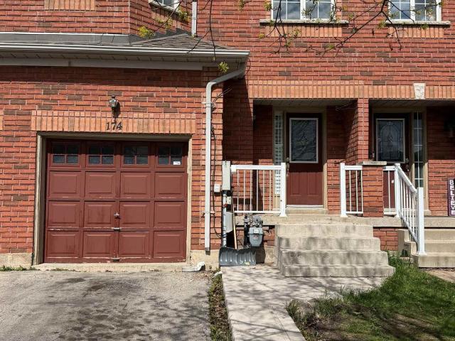 Townhouse for rent in Woburn, Ontario