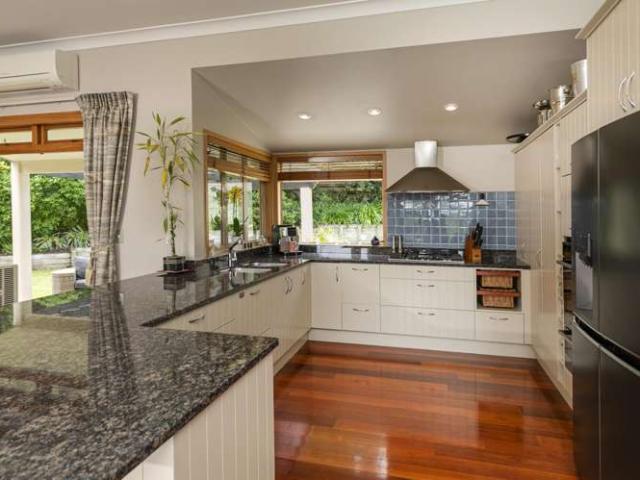 House for sale in Paremoremo