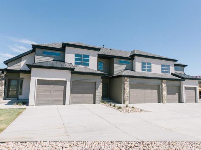 Townhouse for sale in Saratoga Springs