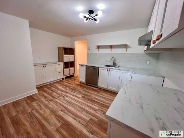Apartment for rent in Sainte-Rose, Laval (région administrative)