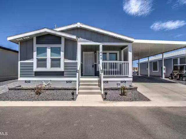 House for sale in Goodyear