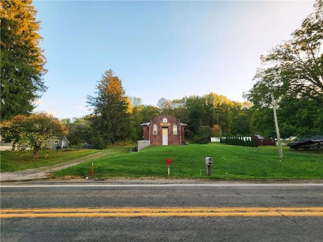 Property for sale in Edinburg, Pennsylvania