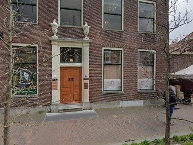 Bedrijfspand te huur in Beverwijk, Noord Holland