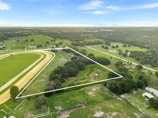House for sale in Bell, Florida