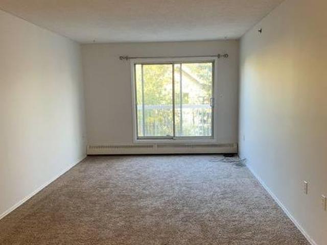 House for rent in Wedgewood, Alberta