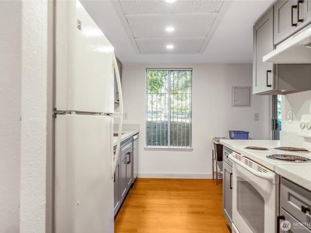Condo for sale in Renton, Washington
