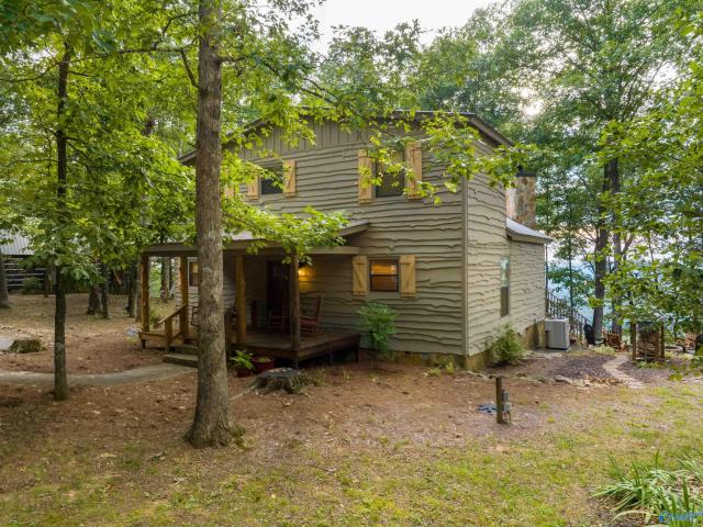 House for sale in Mentone, Alabama