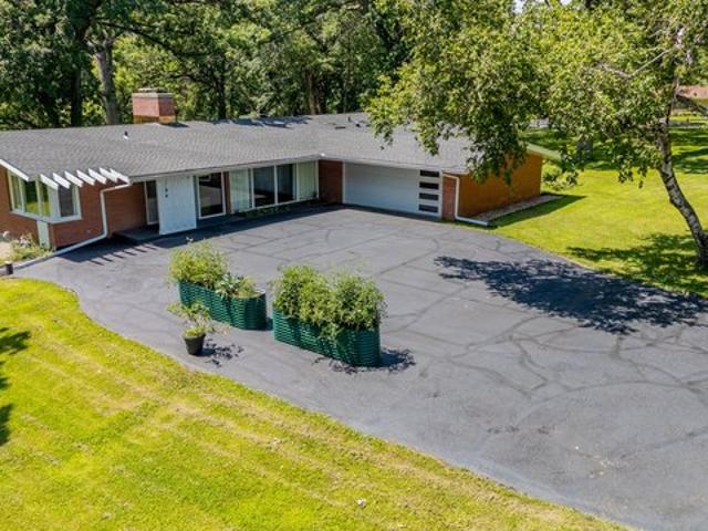 House for sale in Whiteside, Illinois