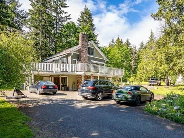 House for sale in Courtenay