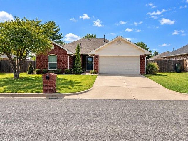 House for sale in Clinton, Custer County