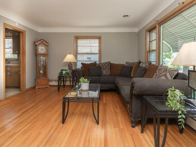 House for sale in Greater East Side, Ramsey