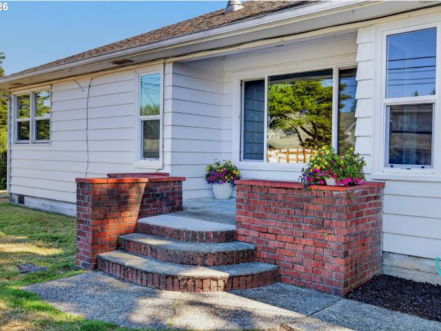 House for sale in Oregonia