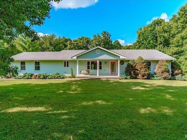 House for sale in Mitchell, Indiana
