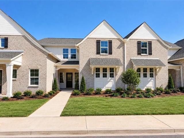 Townhouse for sale in Auburn, Lee County