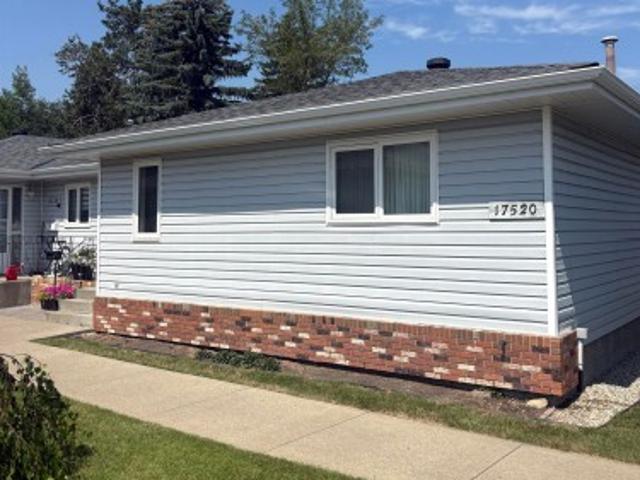 Townhouse for sale in Wedgewood, Alberta