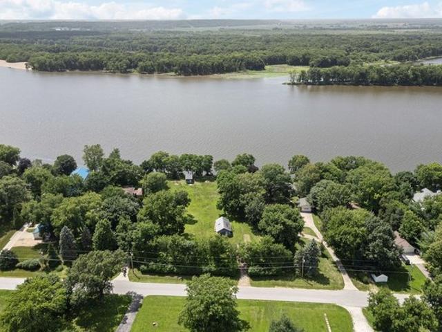 House for sale in Cordova, Illinois