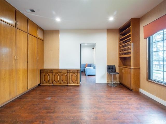 Condo for sale in Lake Balboa Neighborhood Council District, Canoga Park