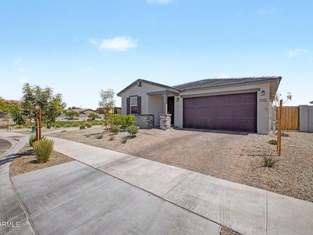 House for sale in Goodyear, Arizona