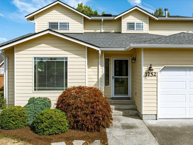 House for sale in Oak Harbor, Island County