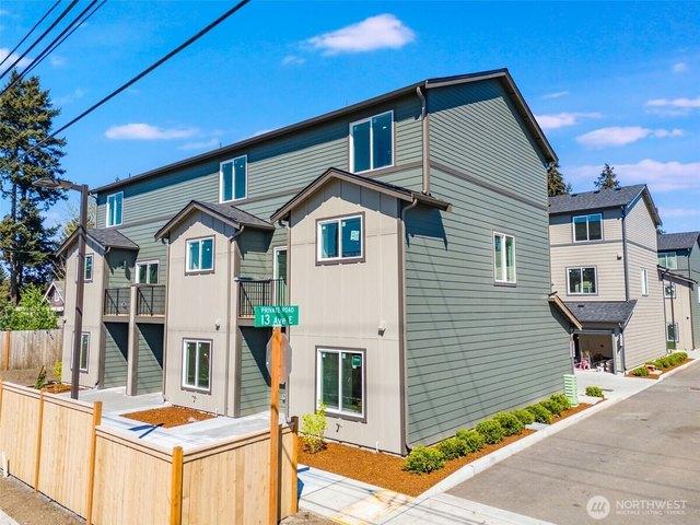 Townhouse for sale in Spanaway, Washington