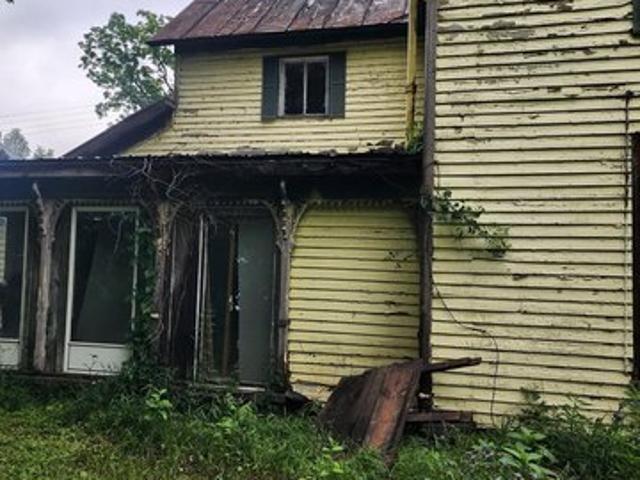 House for sale in Piketon, Ohio