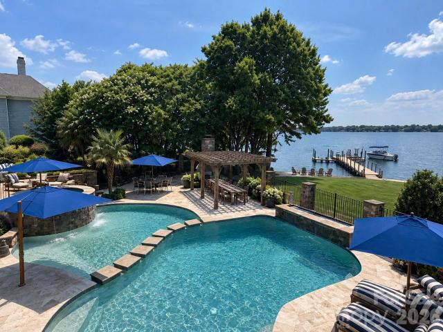 House for sale in Cornelius, Mecklenburg County