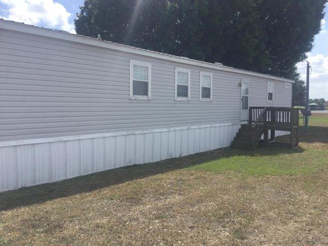House for sale in Moore Haven, Florida