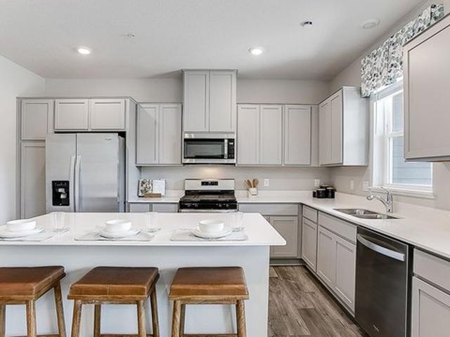 Townhouse for sale in Lakeville, Dakota County