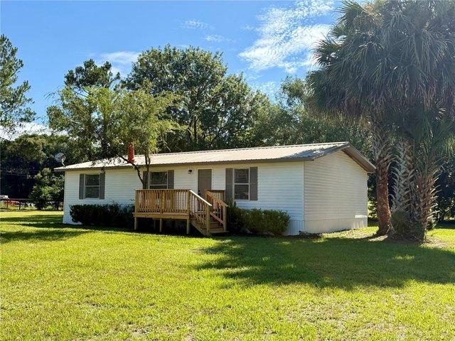 House for sale in Anthony, Florida