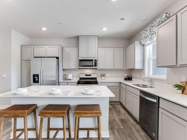 Townhouse for sale in Lakeville, Minnesota