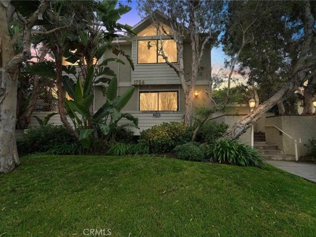 Condo for sale in Santa Monica, California