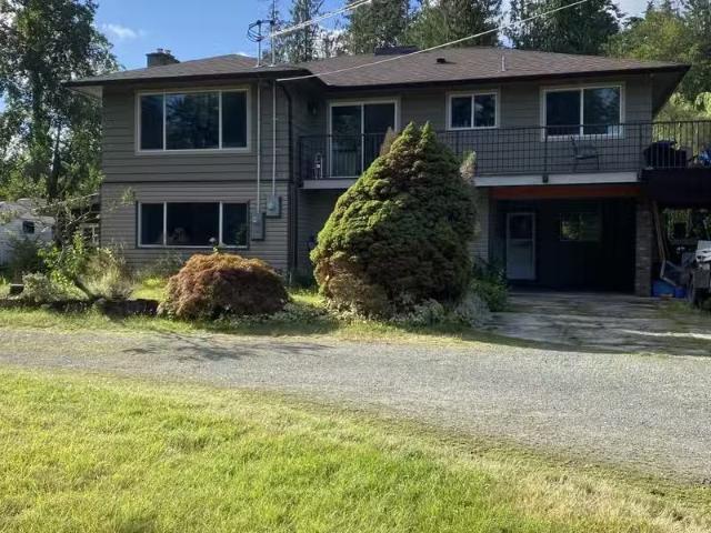 Condo for rent in Coombs