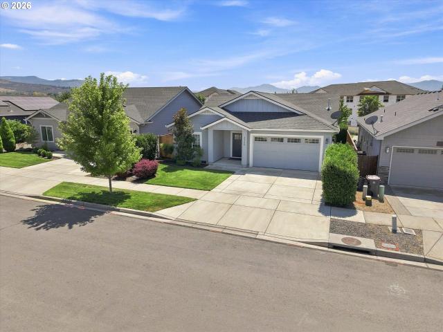 House for sale in Oregonia