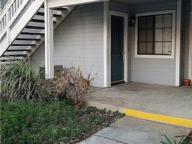 Condo for sale in Azusa, California