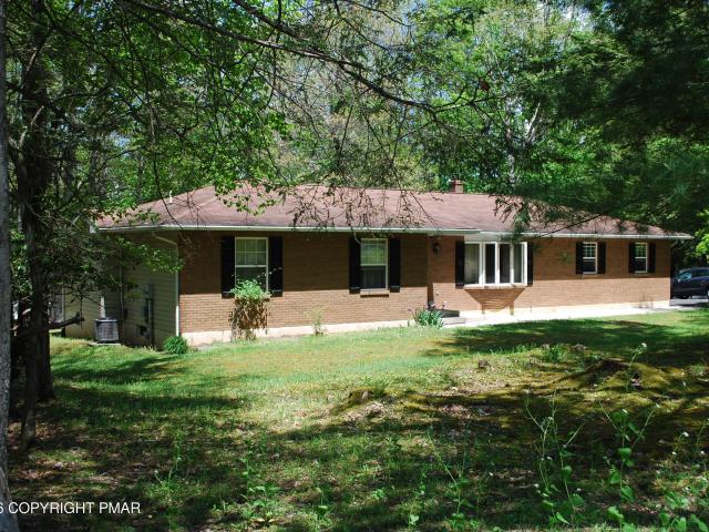 House for sale in Gilbert, Pennsylvania