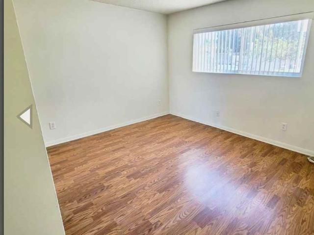 Apartment for rent in Canoga Park, California